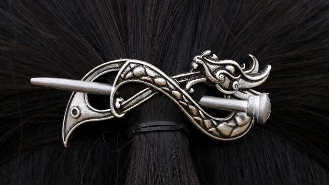 Metal hair clip