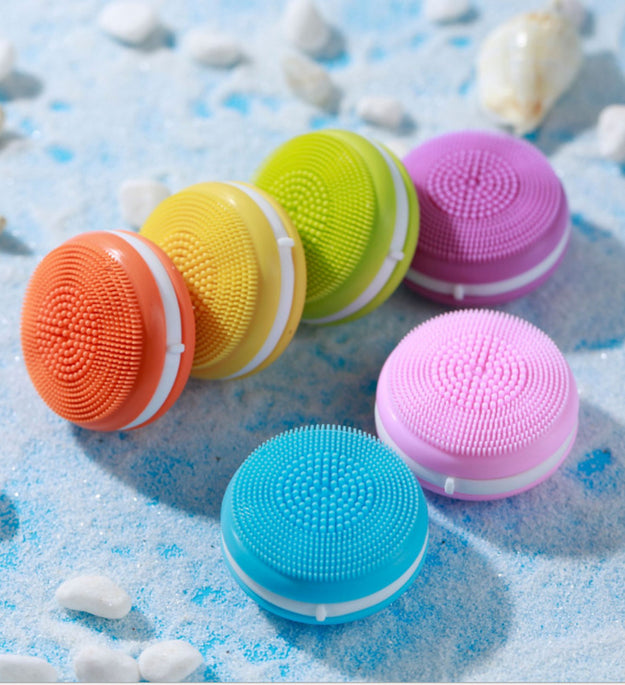 Electric cleansing brush
