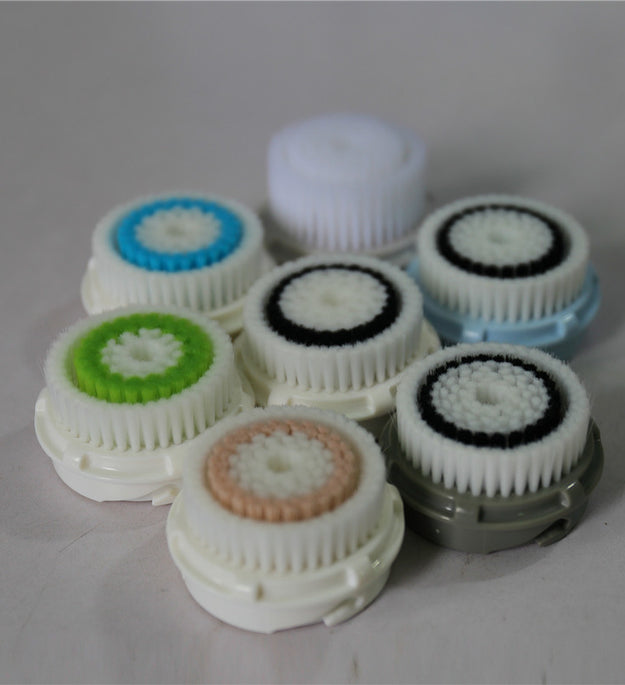 Face wash artifact brush head