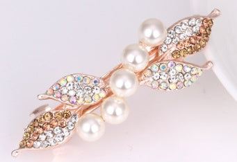 Metal leaf shaped hair clip