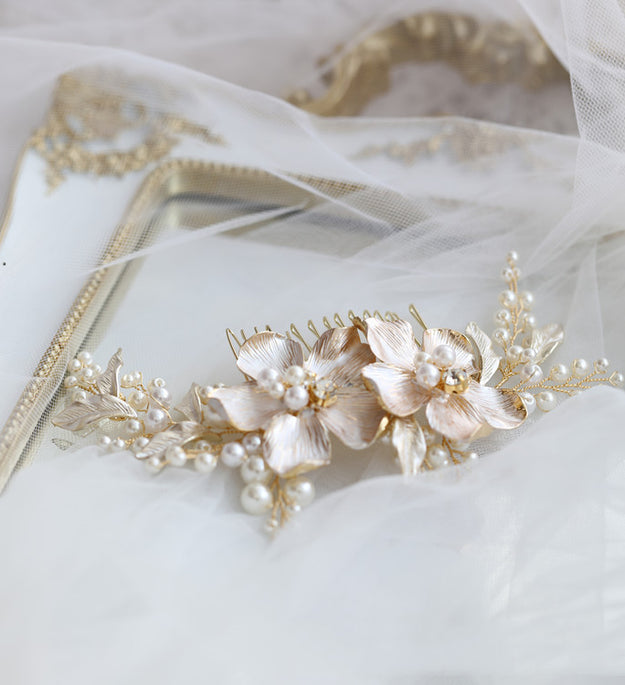 Large Flower Pearl Hair Comb Bridal Beads