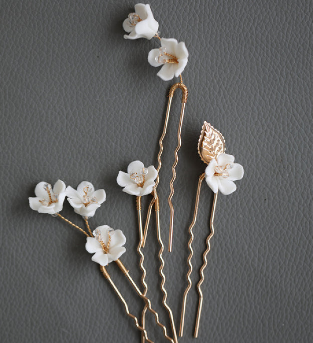 Handmade Beaded Ceramic Flower Hairpin