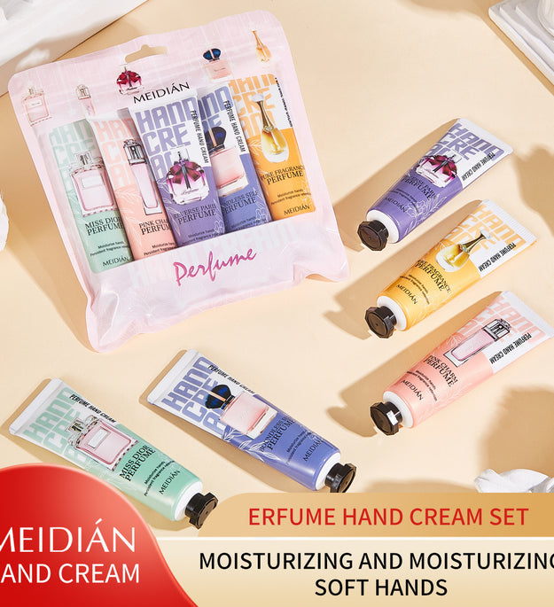 English Version Of Charm Perfume Hand Cream Suit