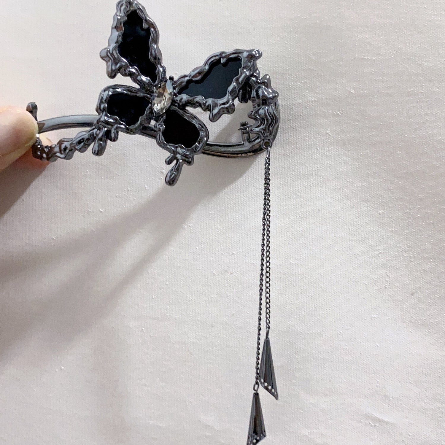 Drill The Back Of The Butterfly Tassel Hairpin