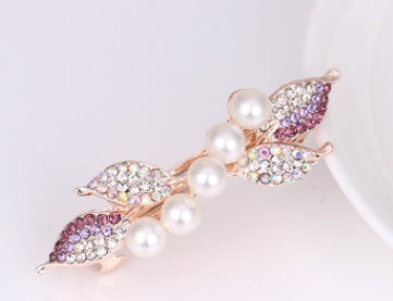 Metal leaf shaped hair clip