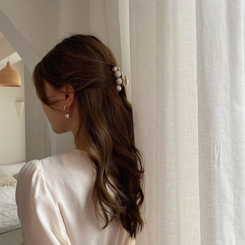 Pearl Hair Headgear Air Shark Clip