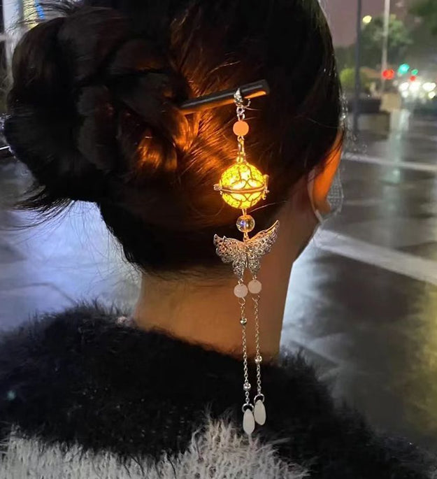 Women's Fashion Butterfly Tassel Luminous Hairpin