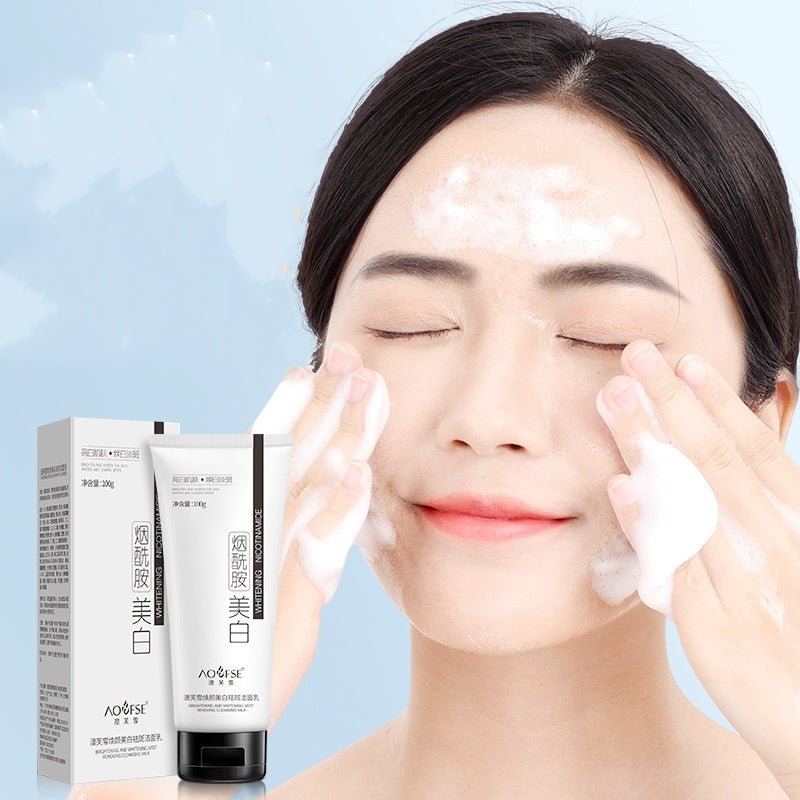 Whitening And Freckle Removing Facial Cleanser Cleansing Pores